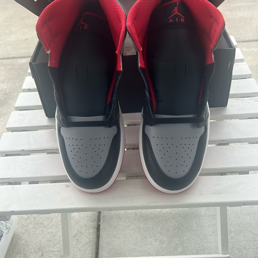 Men's Black and Red Sneakers
